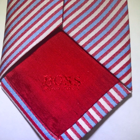 HUGO BOSS 100% silk designer luxury tie. Made in Italy. - Picture 5 of 6